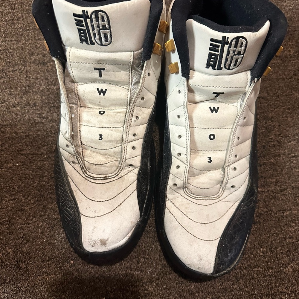 Jordan 23 Men's Black and White Sneakers size